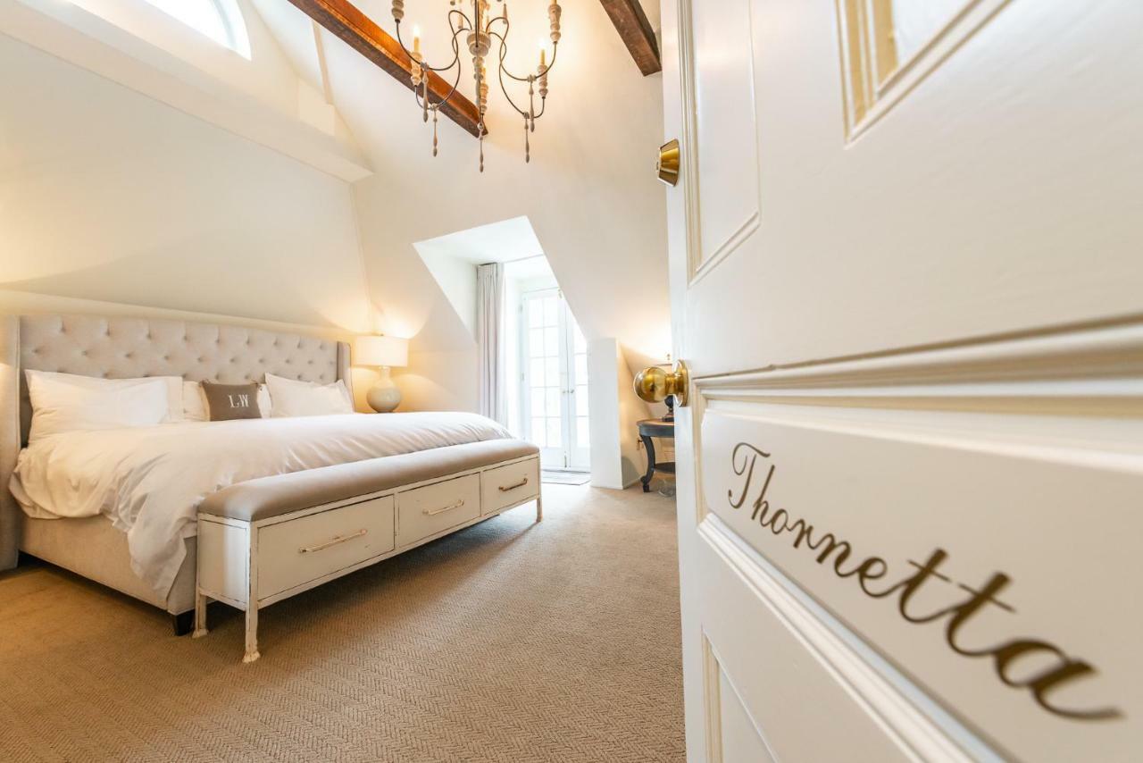 Lakewinds Country Manor Bed & Breakfast Niagara-on-the-Lake Exterior photo